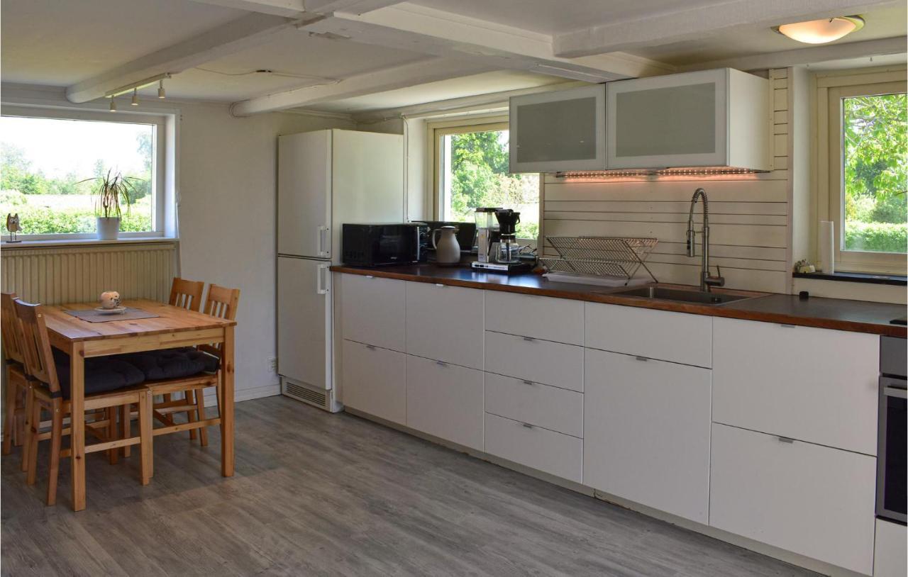 2 Bedroom Nice Home In Ystad Bagian luar foto