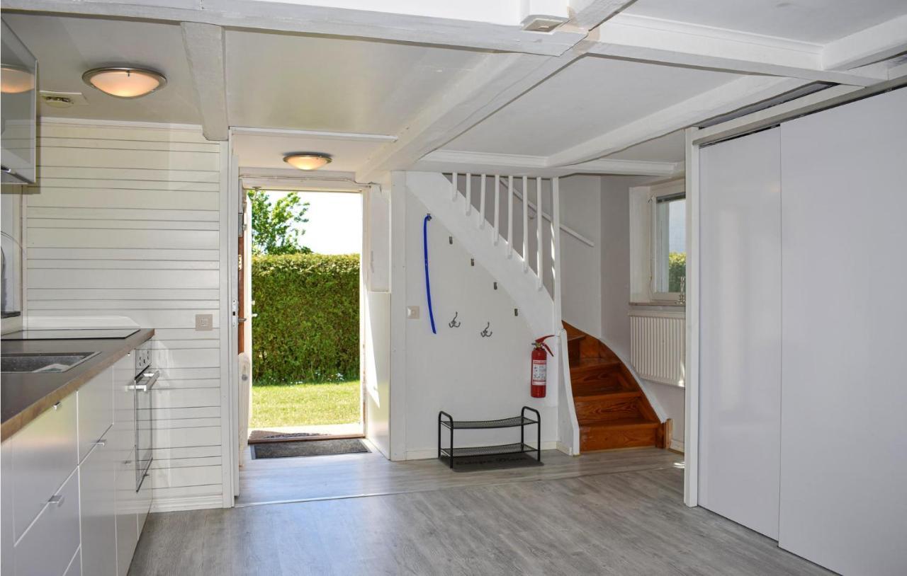 2 Bedroom Nice Home In Ystad Bagian luar foto