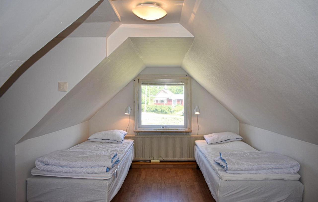 2 Bedroom Nice Home In Ystad Bagian luar foto